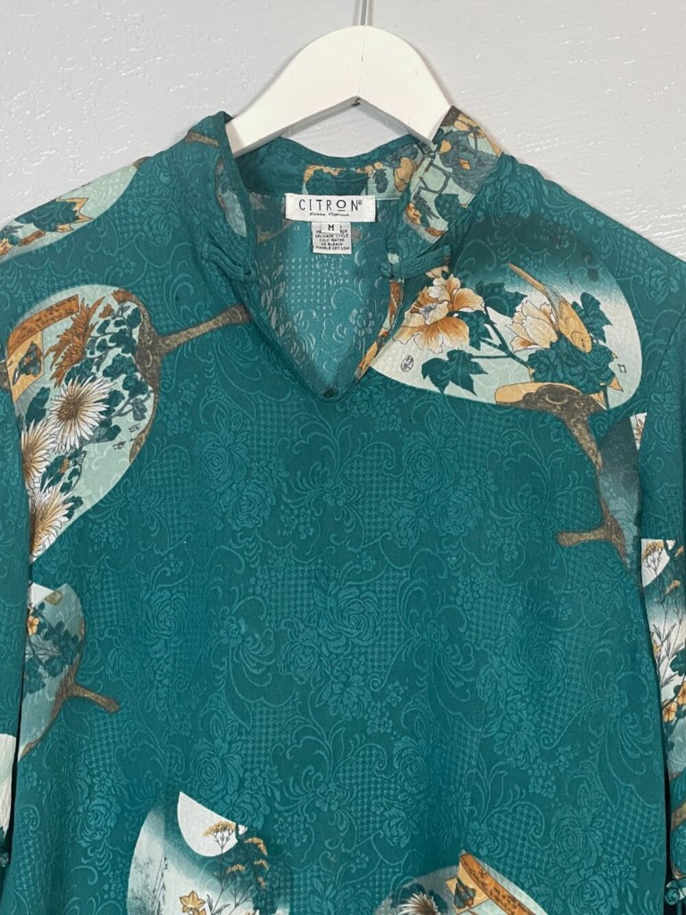 Citron Santa Monica Women M Teal Silk Blouse Hand Mirror Print Mandarin Collar - Picture 3 of 10